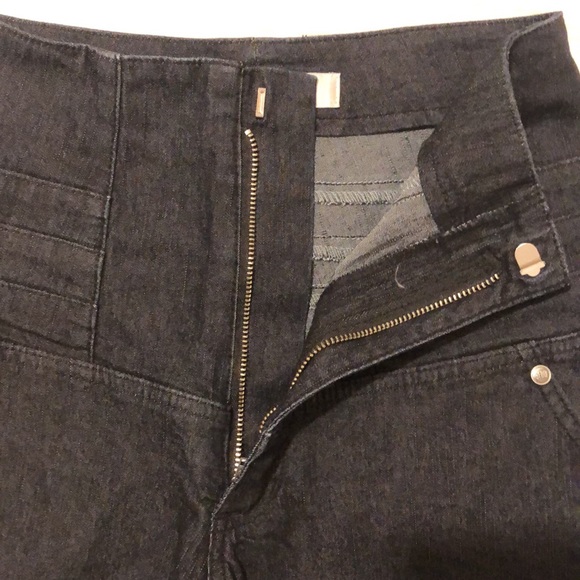 Bedo Femme High Rise Dark Denim Shorts - Vintage - Picture 5 of 12